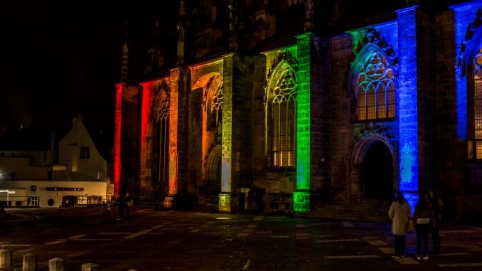 Friedensbeleuchtung St. Andreas Kirche Hildesheim
