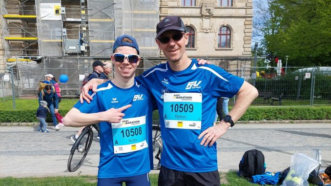 NETZ 16042024 FSV Niclas und Markus Legler Hannover Marathon (Niclas (M15) und Markus Legler (M50))
