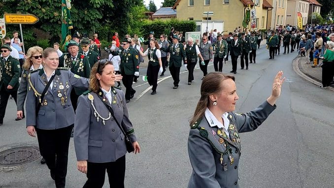 NETZ 31052024 Schützenfest Ingeln-Oesselse 7.-9.6. (Ausmarsch der SV Ingeln und Oesselse in Gleidingen)